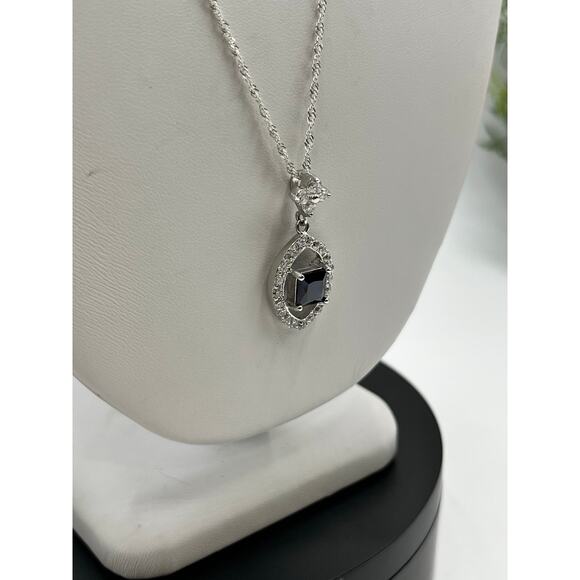Iolite Center Surrounding CZ’s Pendant Twisted Sterling Silver Rope Chain 20” - Picture 5 of 11